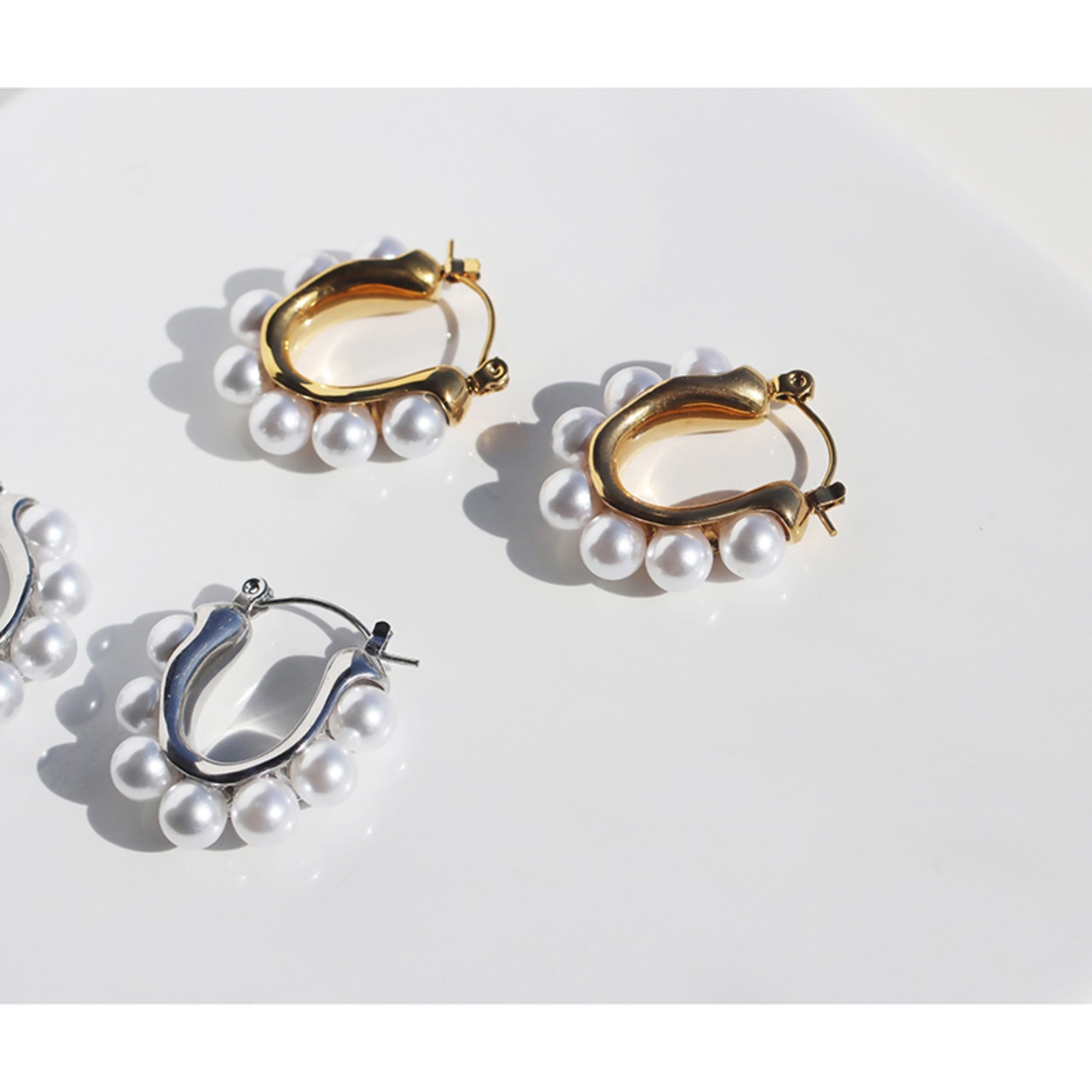 【ネコポス便】ピアス パールフープピアス ボリューム 金属アレルギー対応 サージカルステンレス レディース 2202