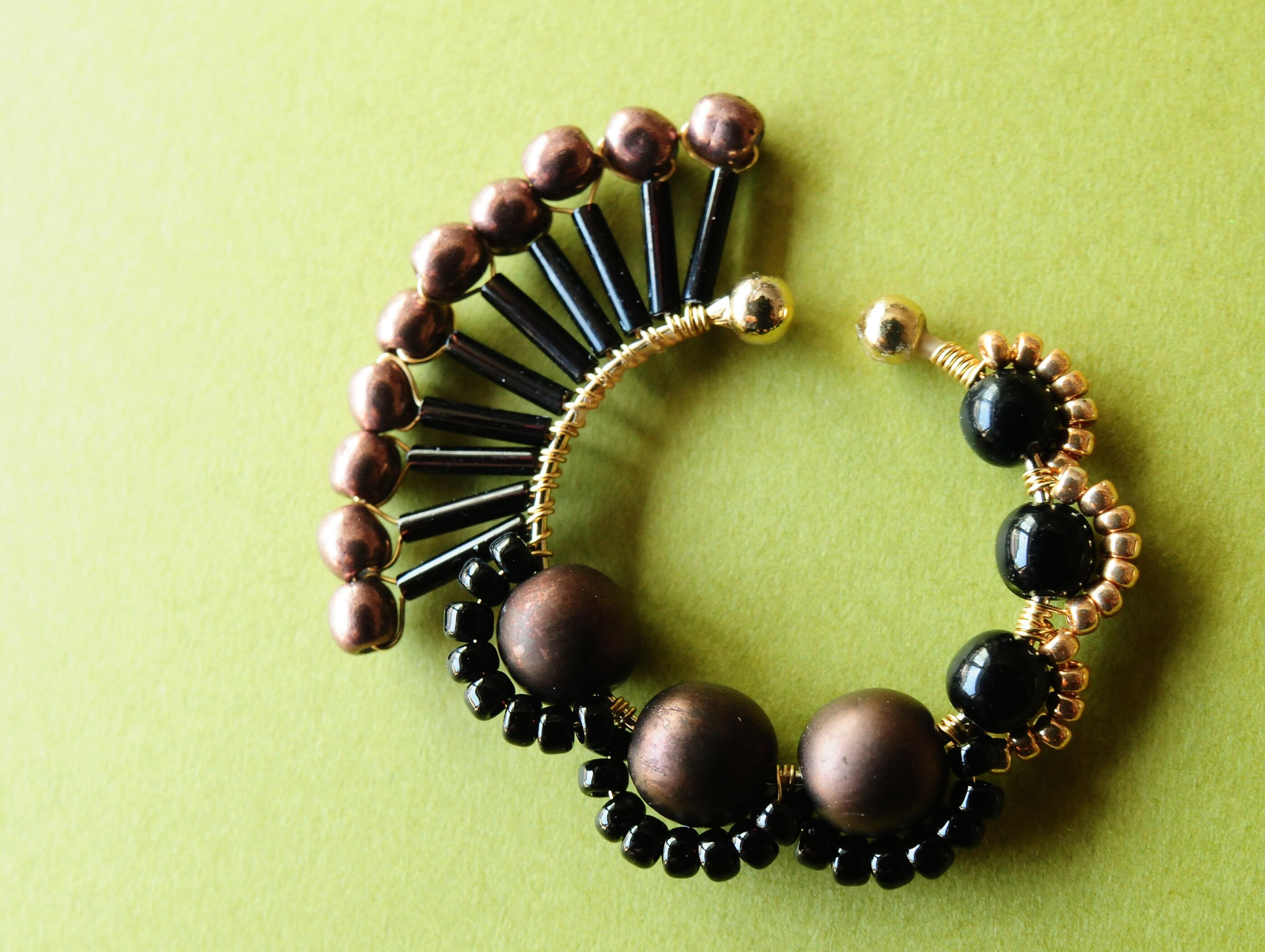 ＜Rollo～イロヅクビジュー～＞イヤーカフ『 ハミングバード/hummingbird 』<Chocolate(31)>