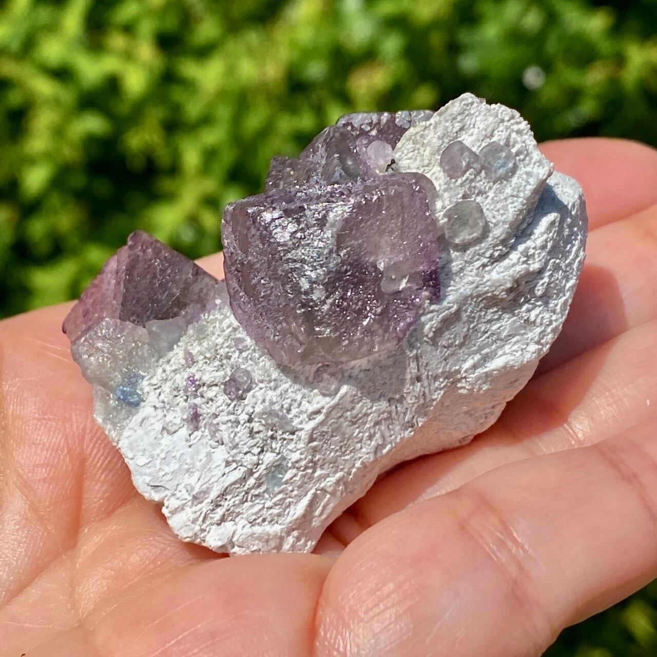 フローライト共生キャンドルクォーツの原石標本 Candle Quartz Rough