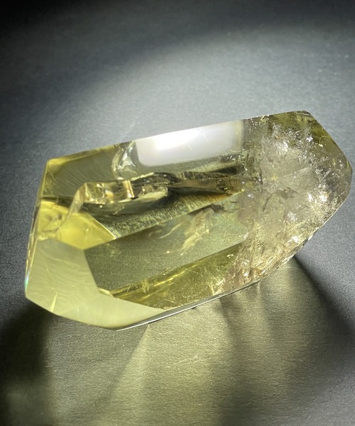 レインボーシトリン　鉱物　ロック