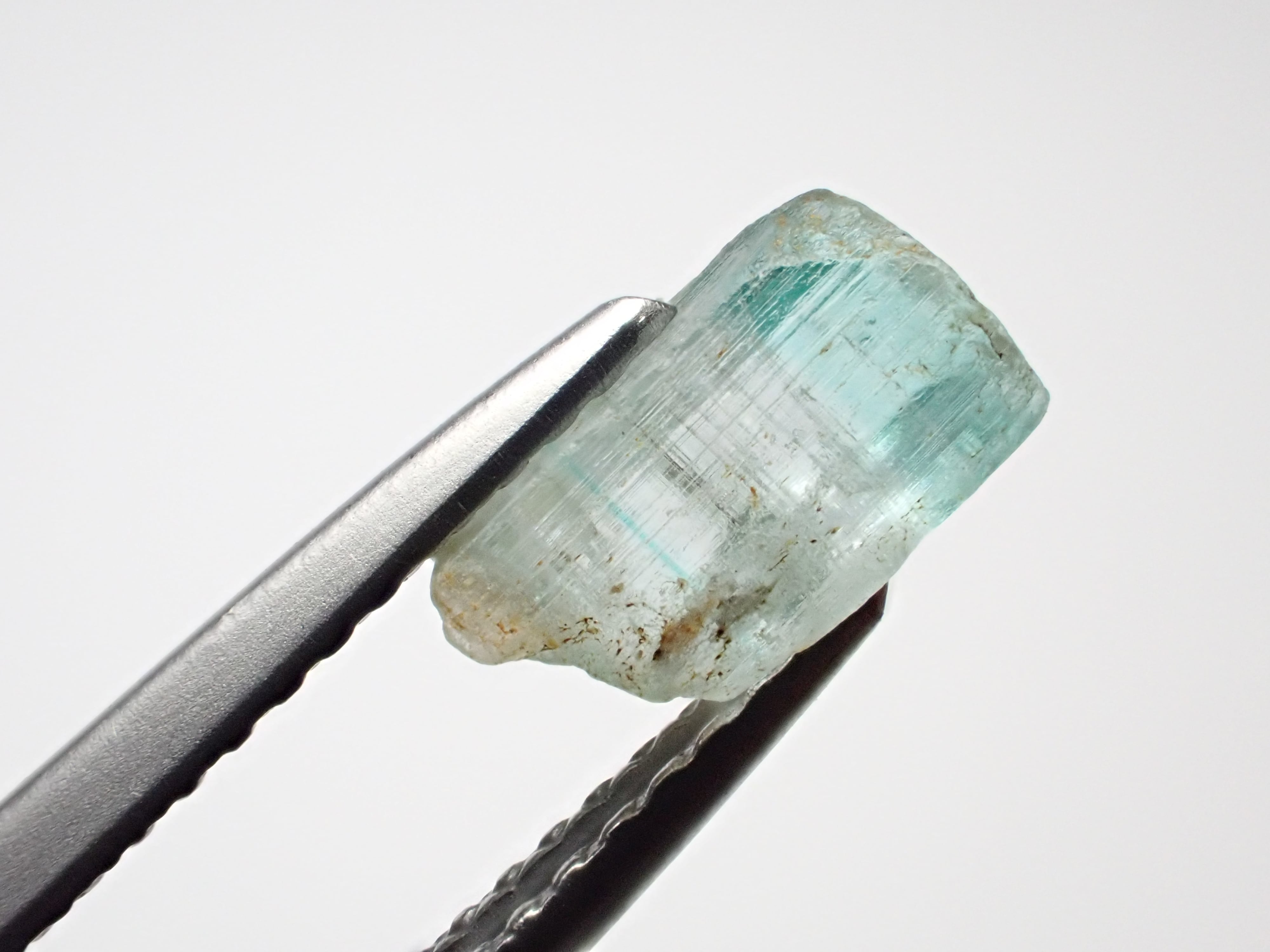 エメラルド 結晶原石 アフガニスタン R3-6226 | MineralQuest