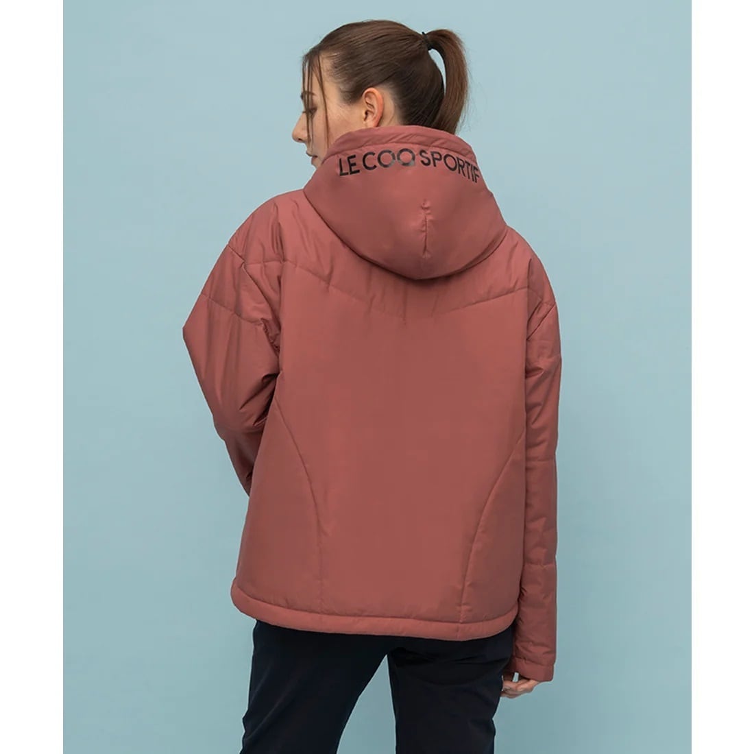 ⭐︎新品未使用品⭐︎ルコックスポルティフ　【ヒートナビ】ライト中わたジャケット　M le coq sportif 【ヒートナビ】ライト中わたジャケット -デサント