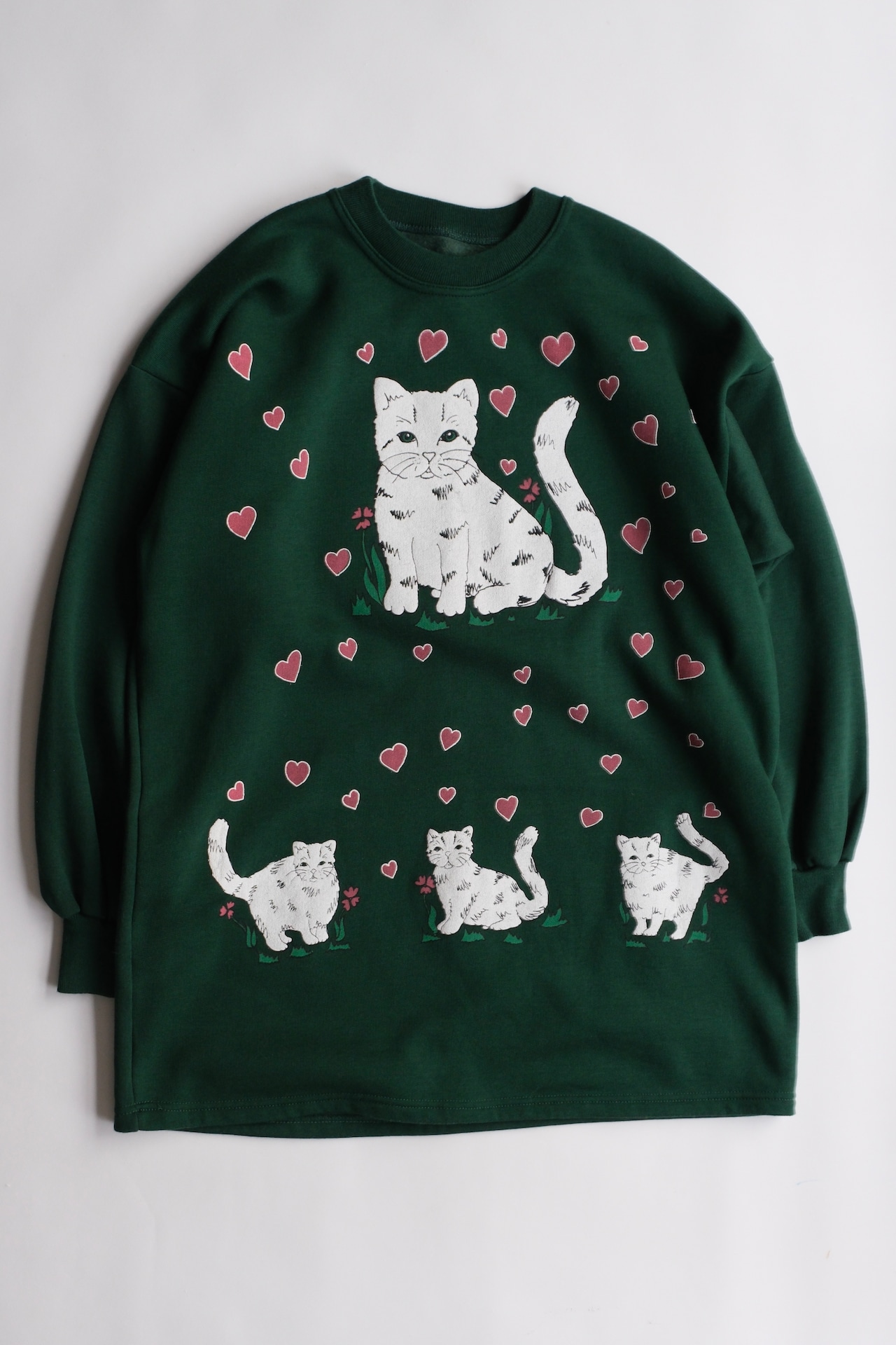 Cat & heart print sweatshirt