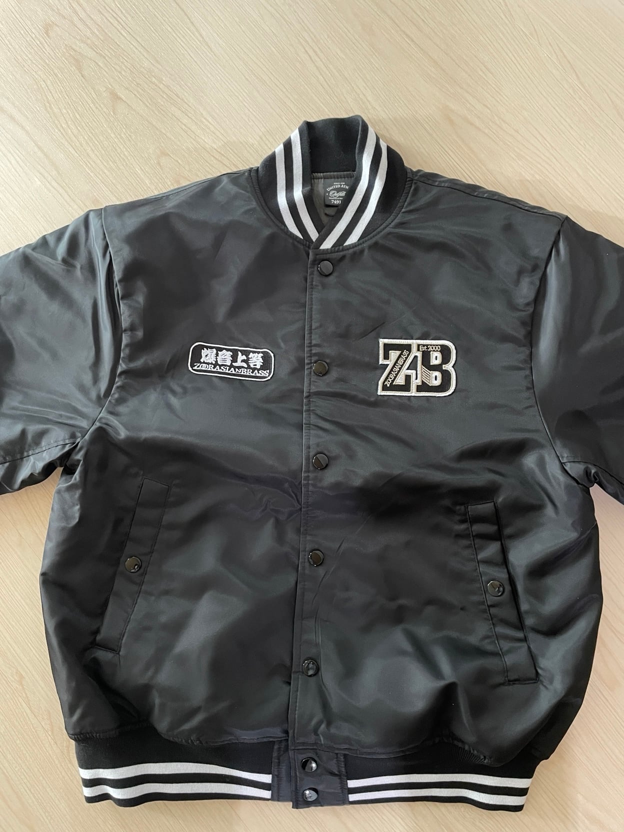 期間限定セール価格‼️限定4着✨】スタジアムジャンパー | ズーラシア