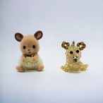 アズライトとシトリンの自然の力と融合したシルバニアファミリーのシカの赤ちゃんビーズアクセサリー