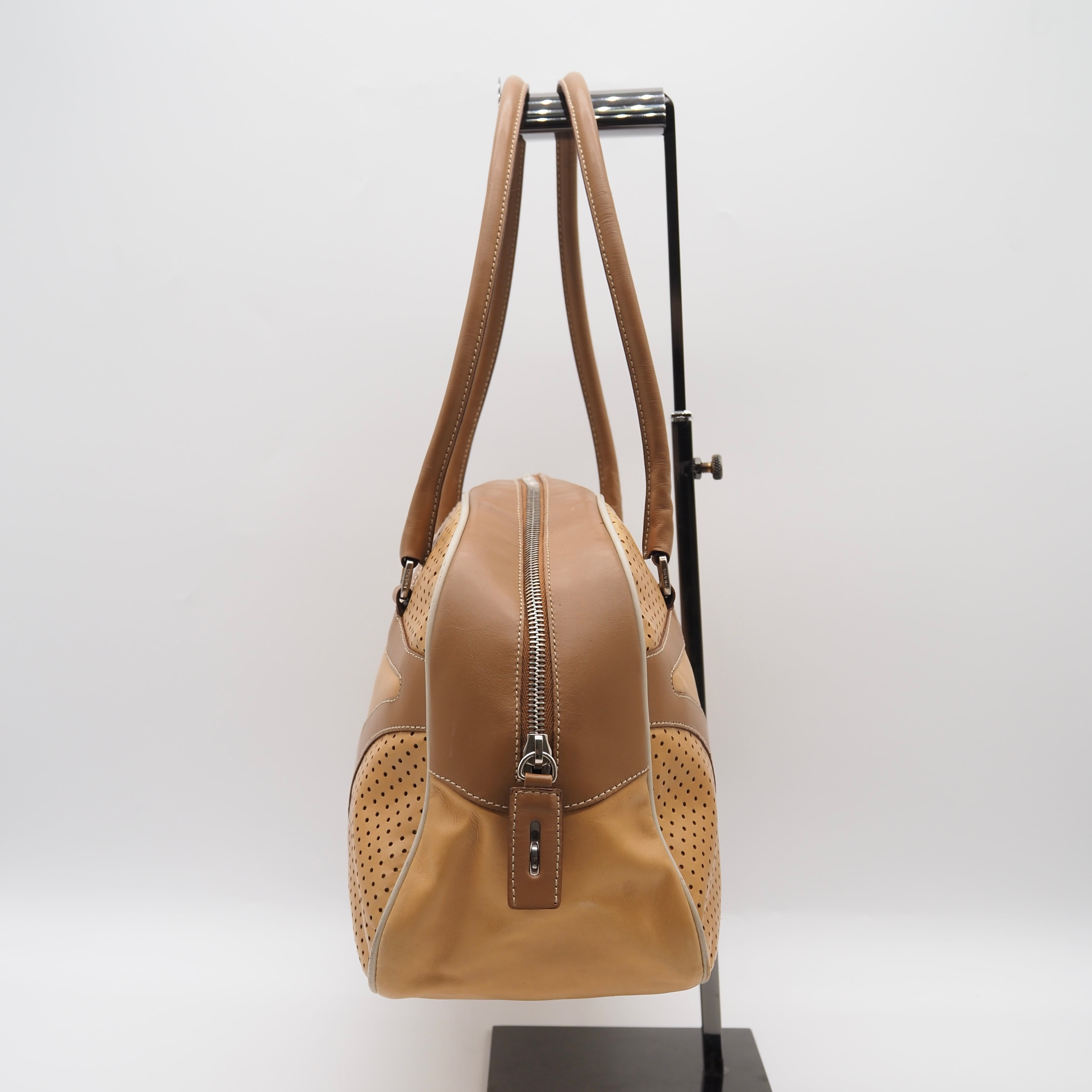 PRADA パンチング レザー ボストンバッグ レザー キャメル プラダ