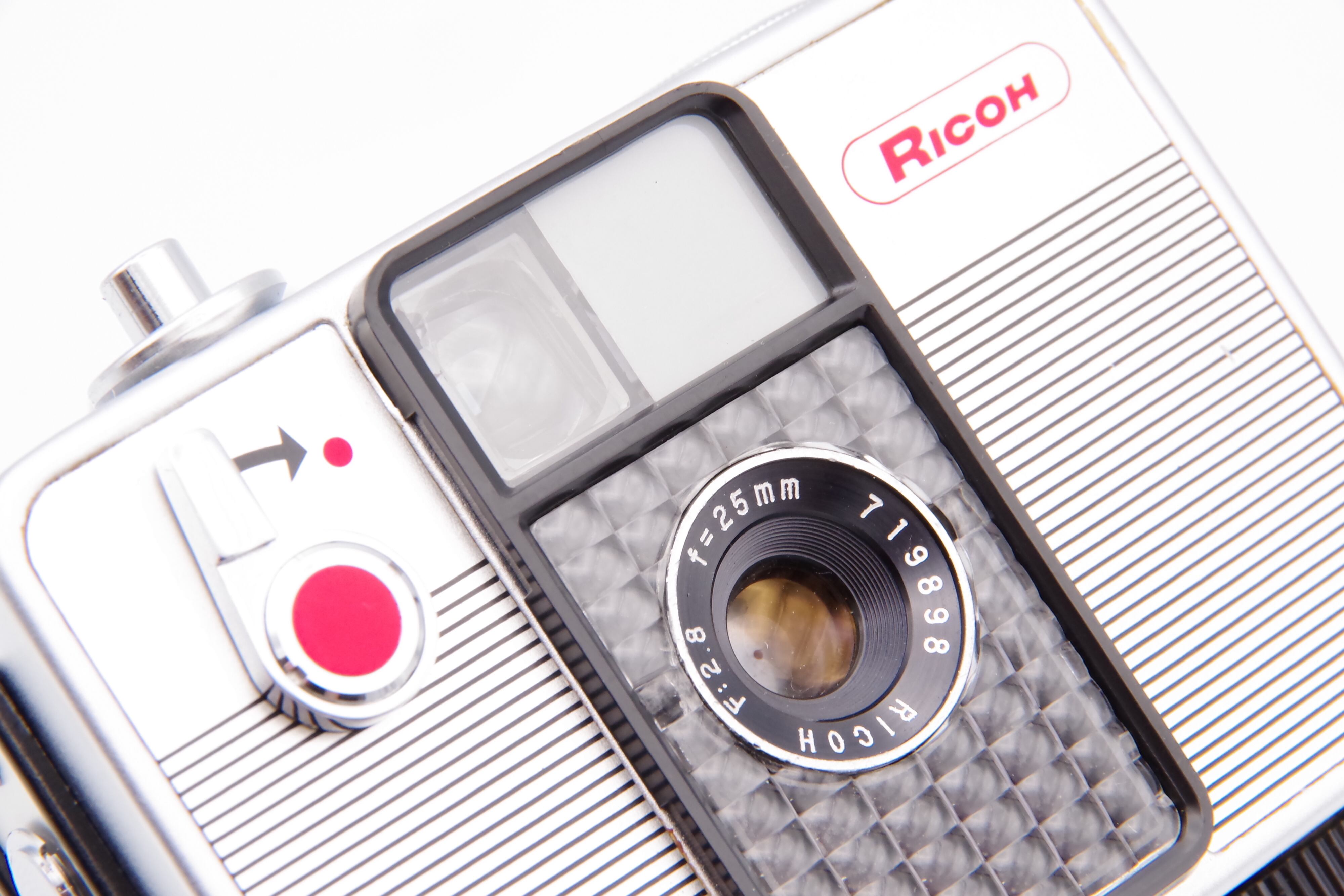 AUTO HALF S / 25mm F2.8 RICOH リコー | 近江寫眞機店
