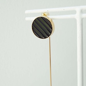 One n' Only / Geometry / Wave Onyx  Pierced Earrings (E182-OX)