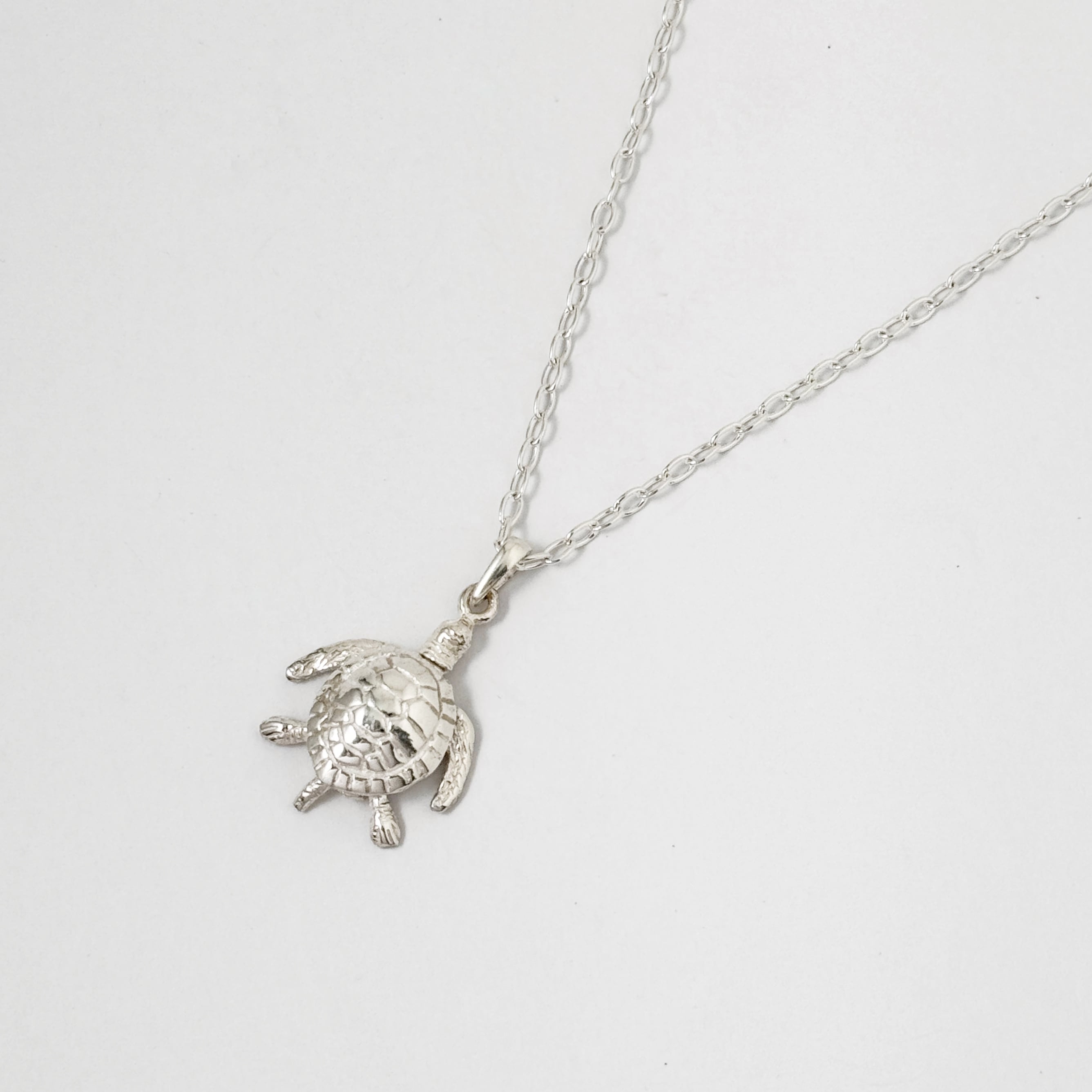 ママ タートル (亀) ペンダント