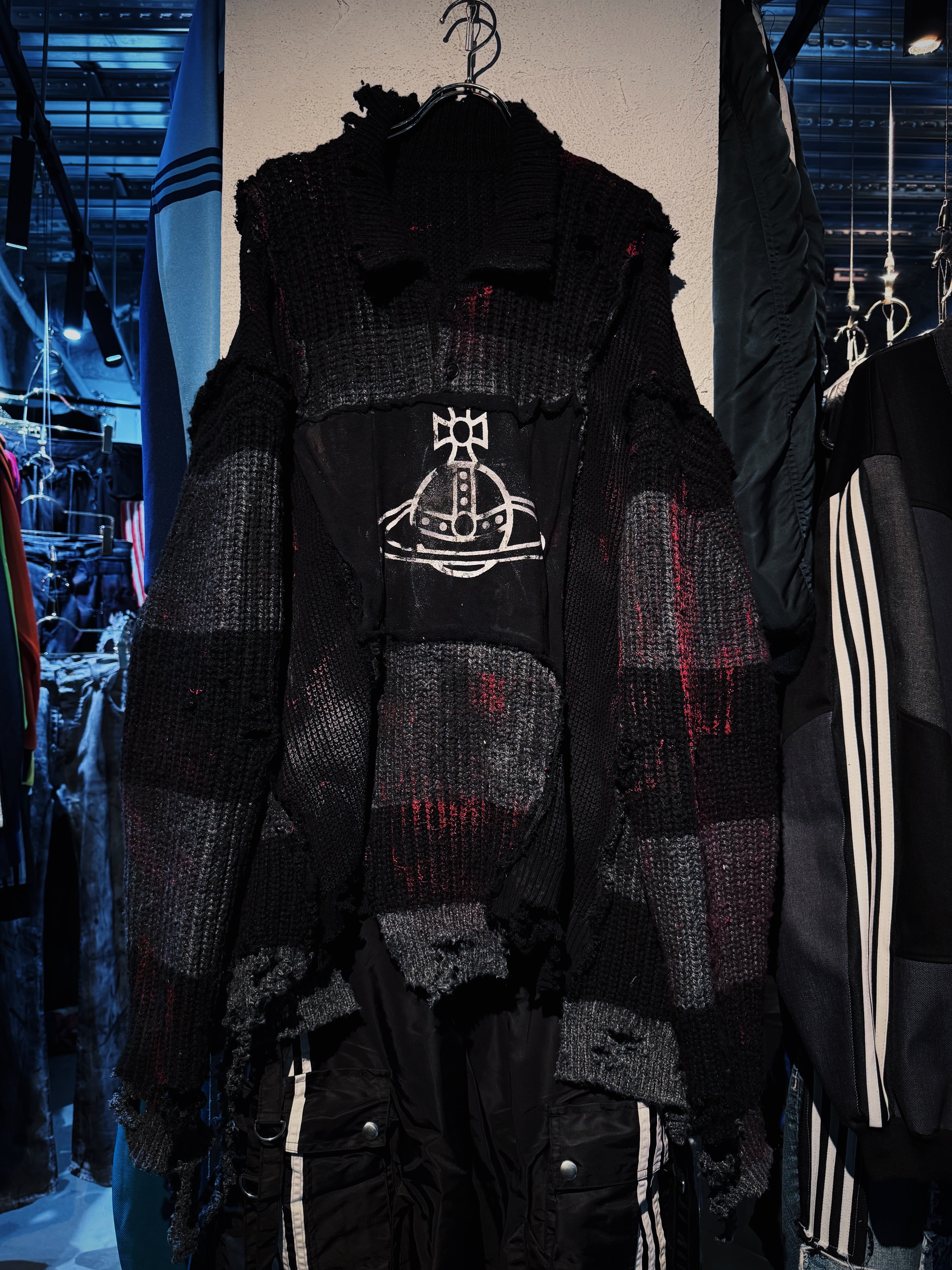 "vivid notes"Orb graphic design damage&docking knit