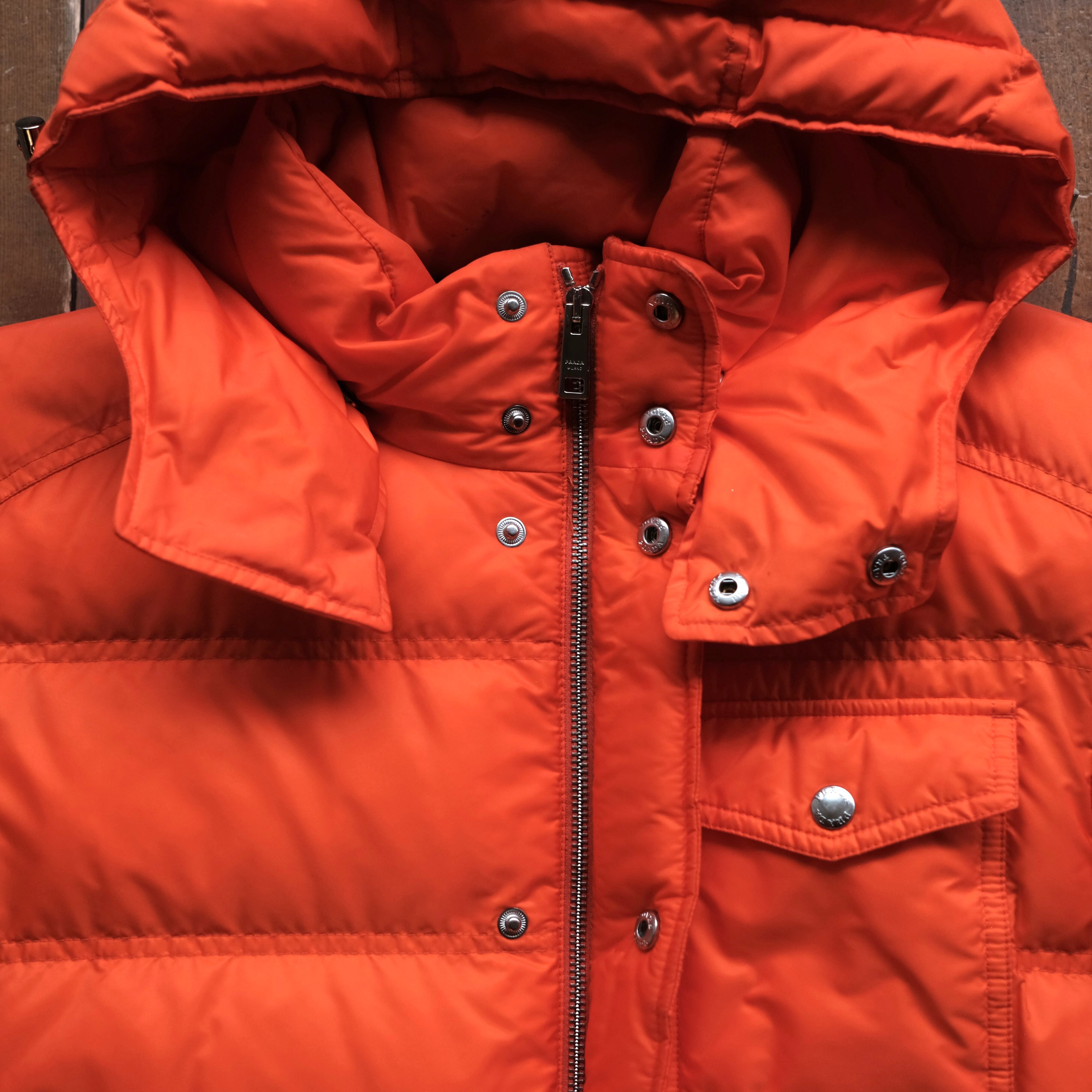 PRADA ORANGE DOWN JACKET | safarionline