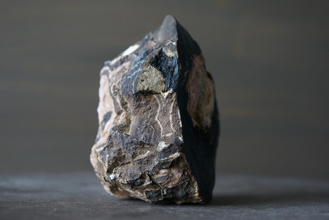 北海道産ロードクロサイト　Rhodochrosite 869