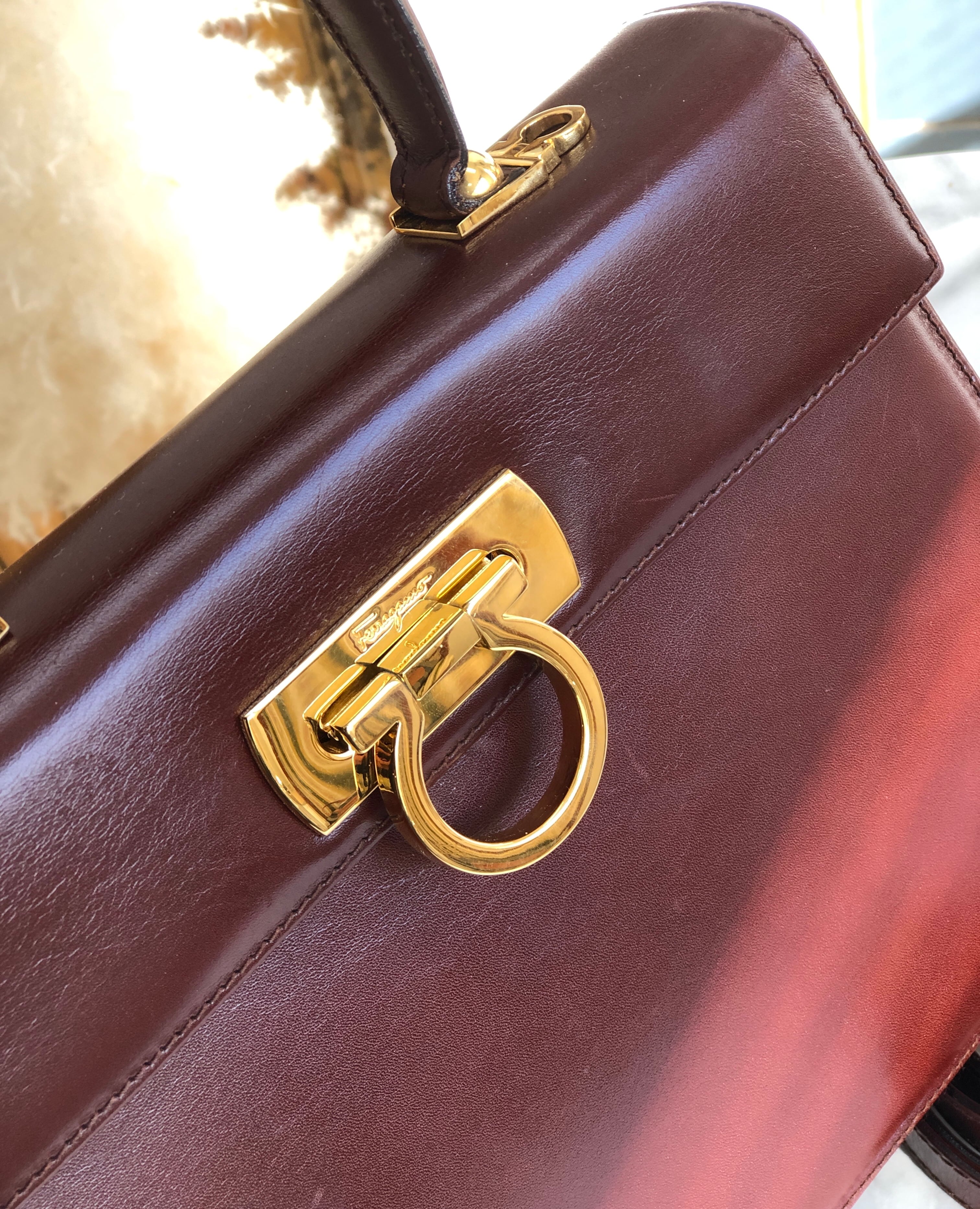 Salvatore Ferragamo サルヴァトーレ フェラガモ　ガンチーニ　レザー　2WAY　トップハンドル　ショルダーバッグ　ブラウン　 vintage　ヴィンテージ　オールド　m4cw6p | VintageShop solo powered by BASE