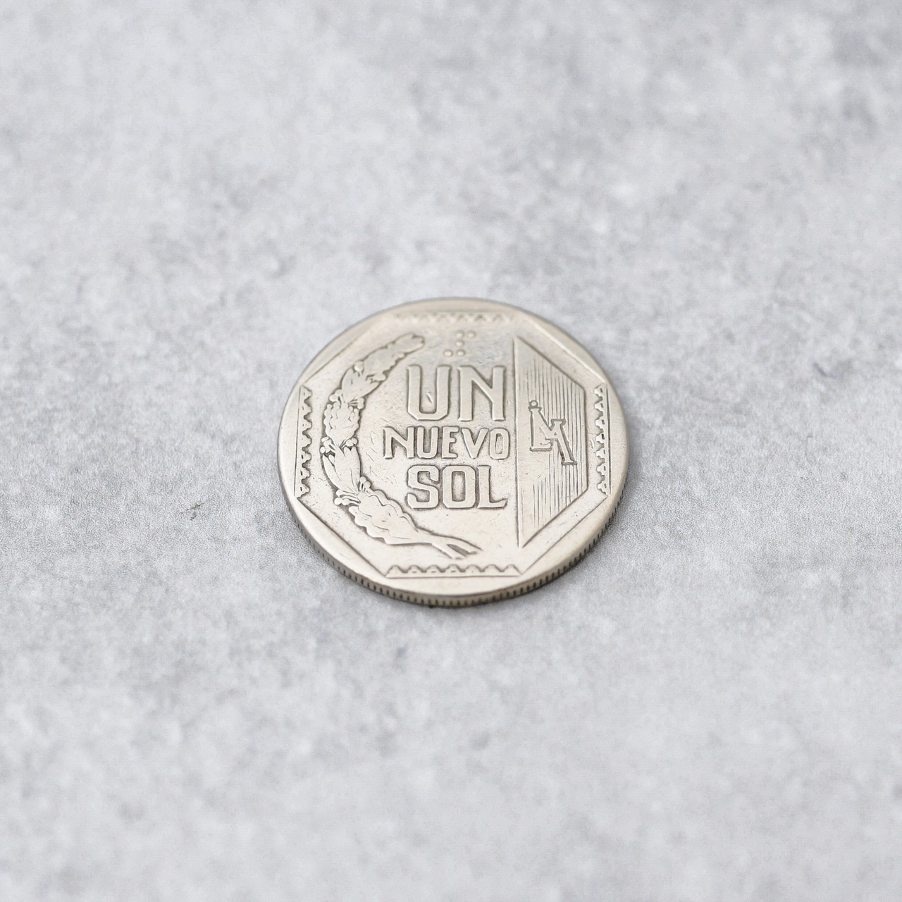 ペルー 1ヌエボ・ソル コインリング(1991~2000)｜PERU 1NUEVOSOL COINRIN(1991~2000)