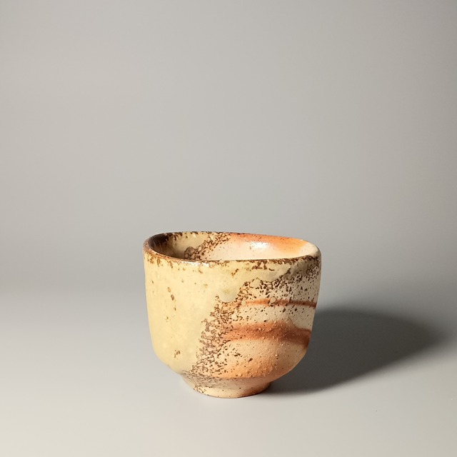 備前胡麻緋襷酒呑　Bizen sake cup with or without ashes