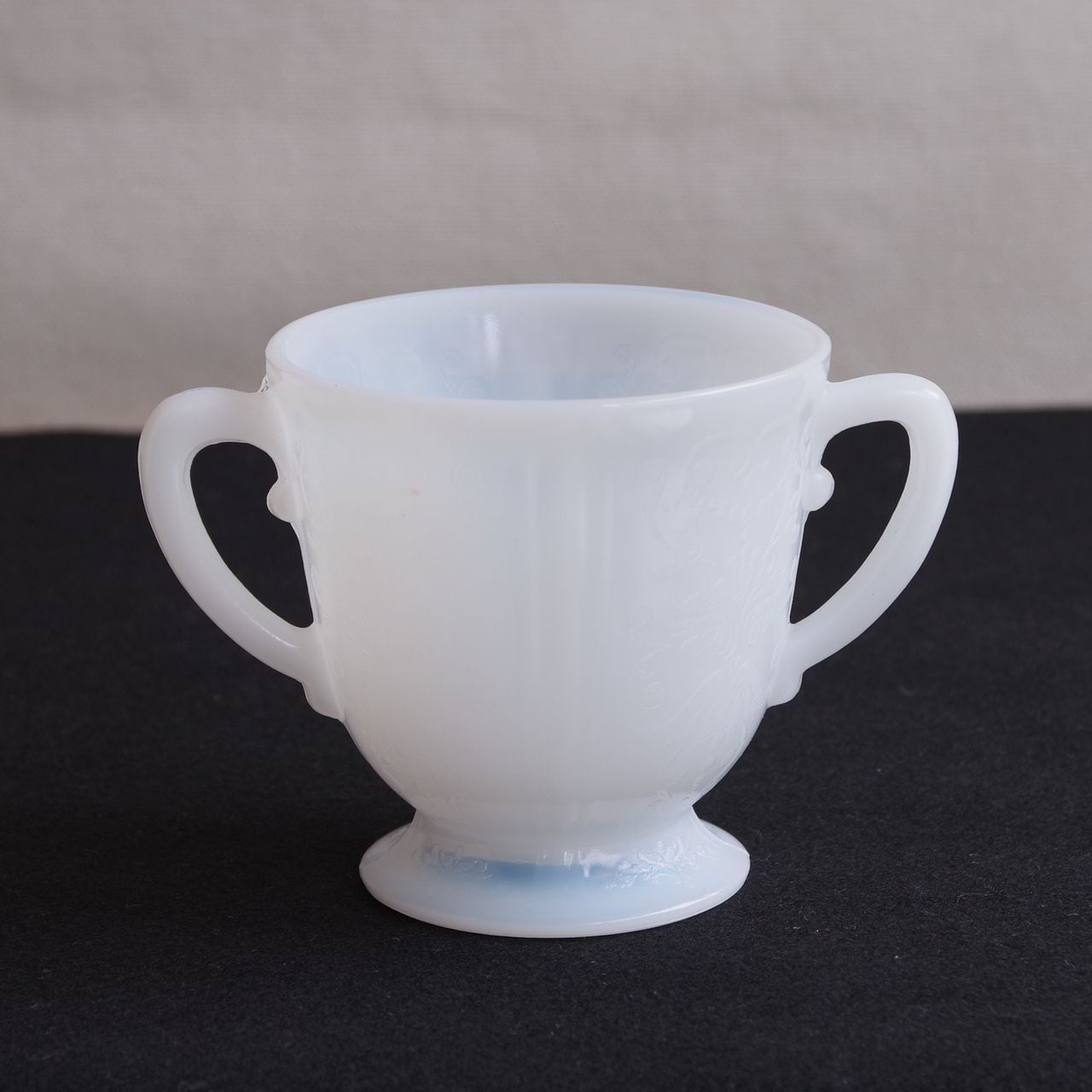 アンティーク＆ヴィンテージ | Flohmarkt フローマルクト