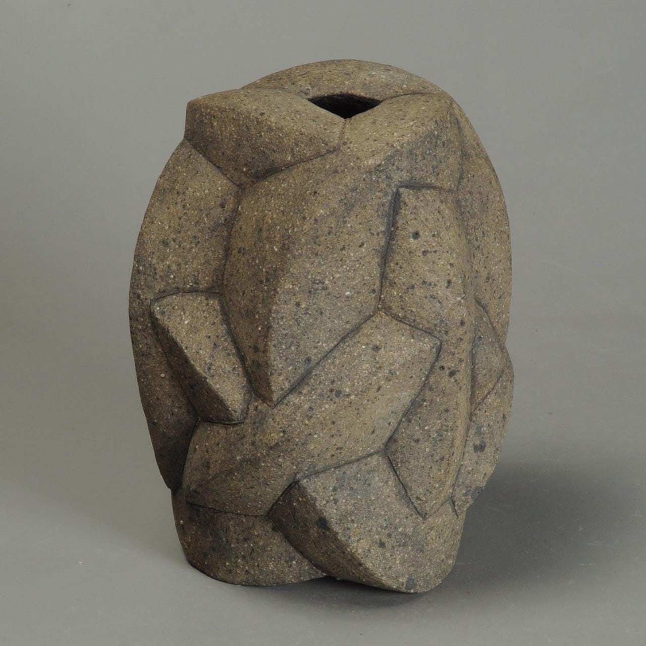 焼締め 炻器壷 焼き締め オブジェ 597 | 陶芸家 竹内真吾