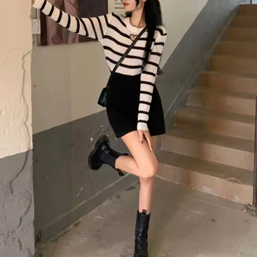 heart cutting border knit