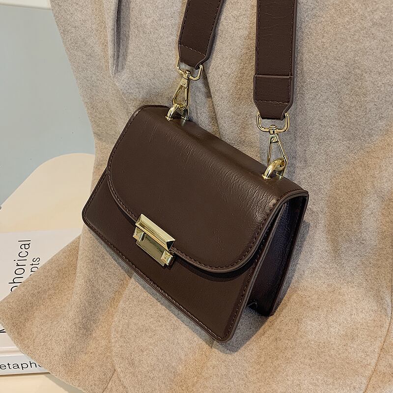 スタンダードオータムウィンターレッド レトロ 秋物 冬物 スクウェア メッセンジャーバッグ 手作りハンドバック58475467801