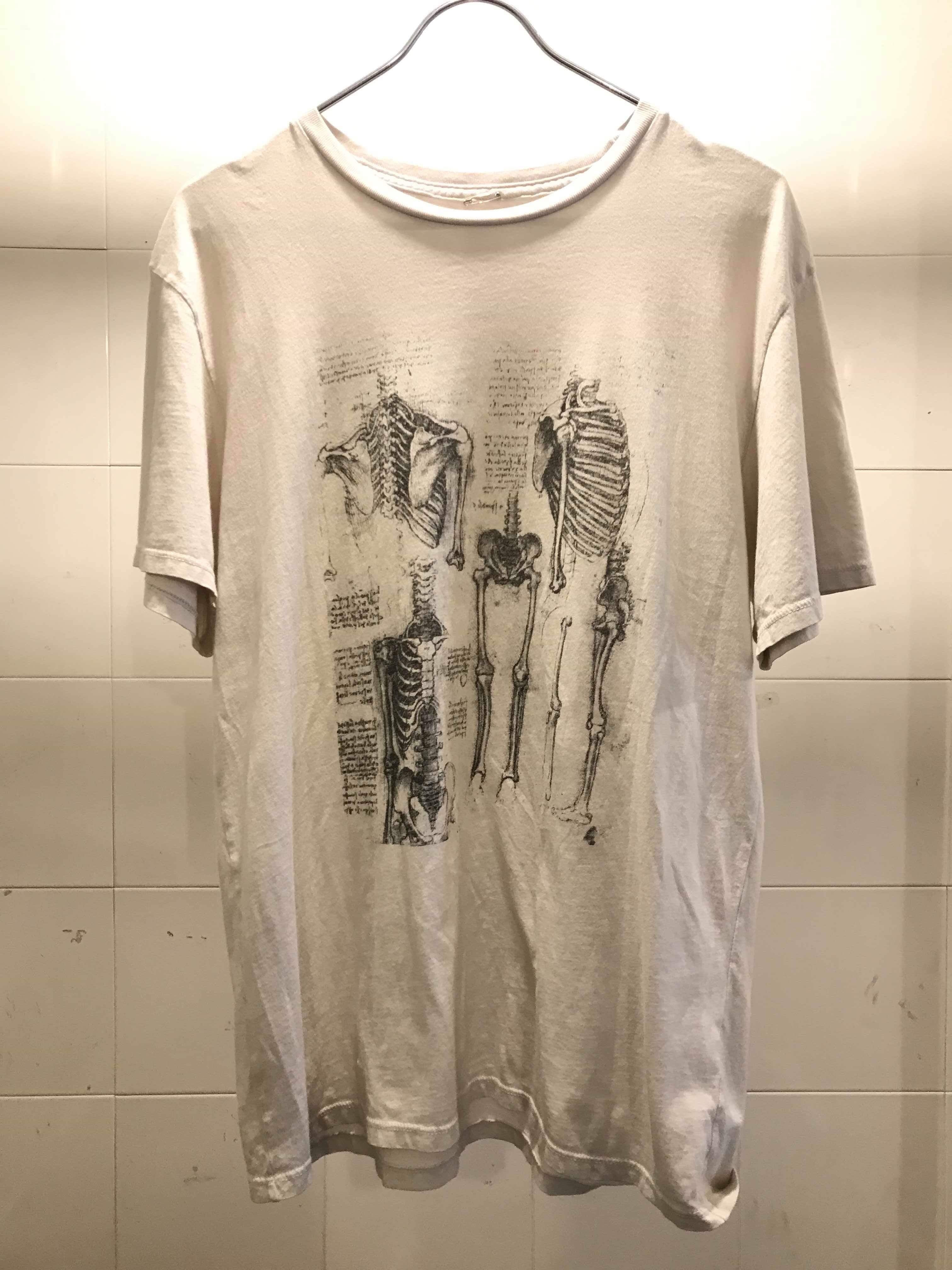 人体模型プリントTシャツ