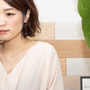【ネコポス便送料無料】クリスタルモチーフピアス(0456)