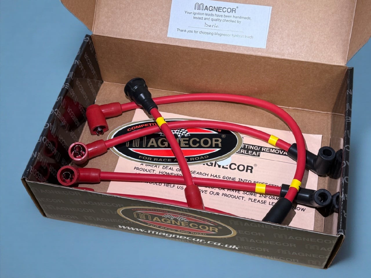 【高品質】ABR-MAGNECOR RED85ハイパフォーマンス プラグコードSET 〜1996年迄 【JAPAN-SPECカスタム】パーツNo : ABR-MA8588-RED5 ( ref. GHT241 GHT241LAG )