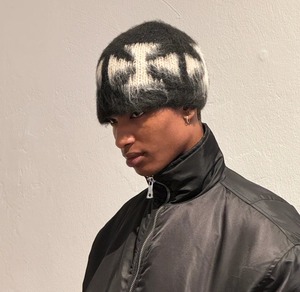 ASKYURSELF / brushed cross beanie black