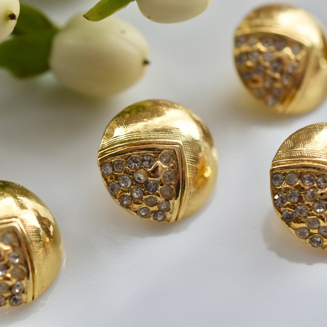 トライアングルラインストーン×ゴールド 17㎜