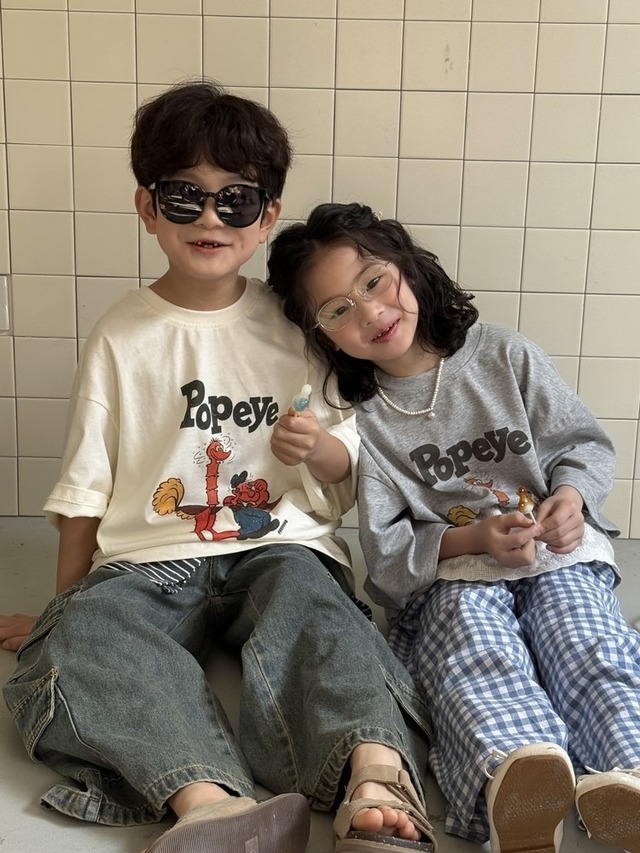 《取寄》キャラクタープリントBIGTシャツ （ホワイト／グレー） KMAI 2025春 韓国子供服 トップス Tシャツ アメコミ ポパイ プリントT オーバーサイズ （90~150cm）