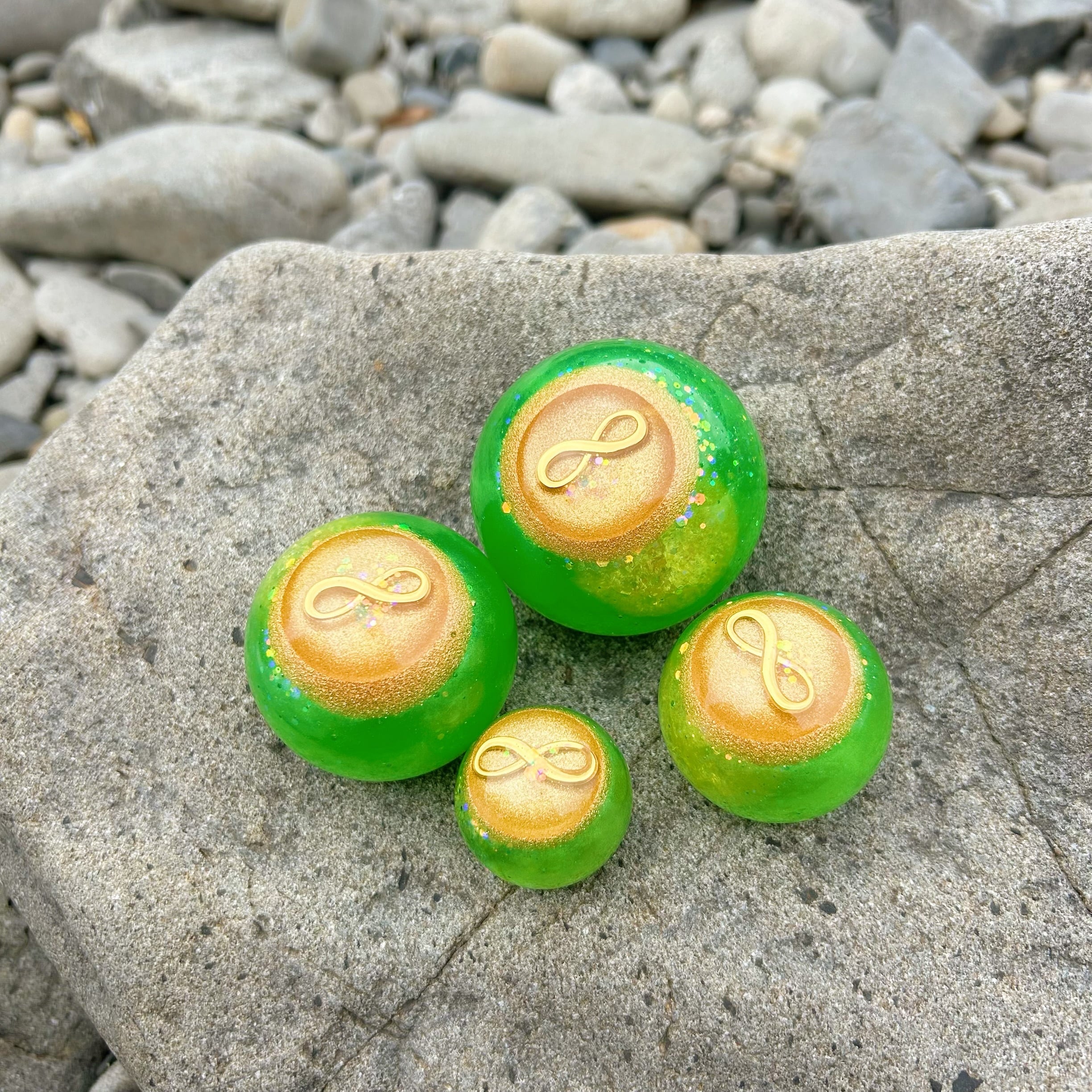 【金緑龍】龍の宝玉オルゴナイト(小玉サイズ)四万十川