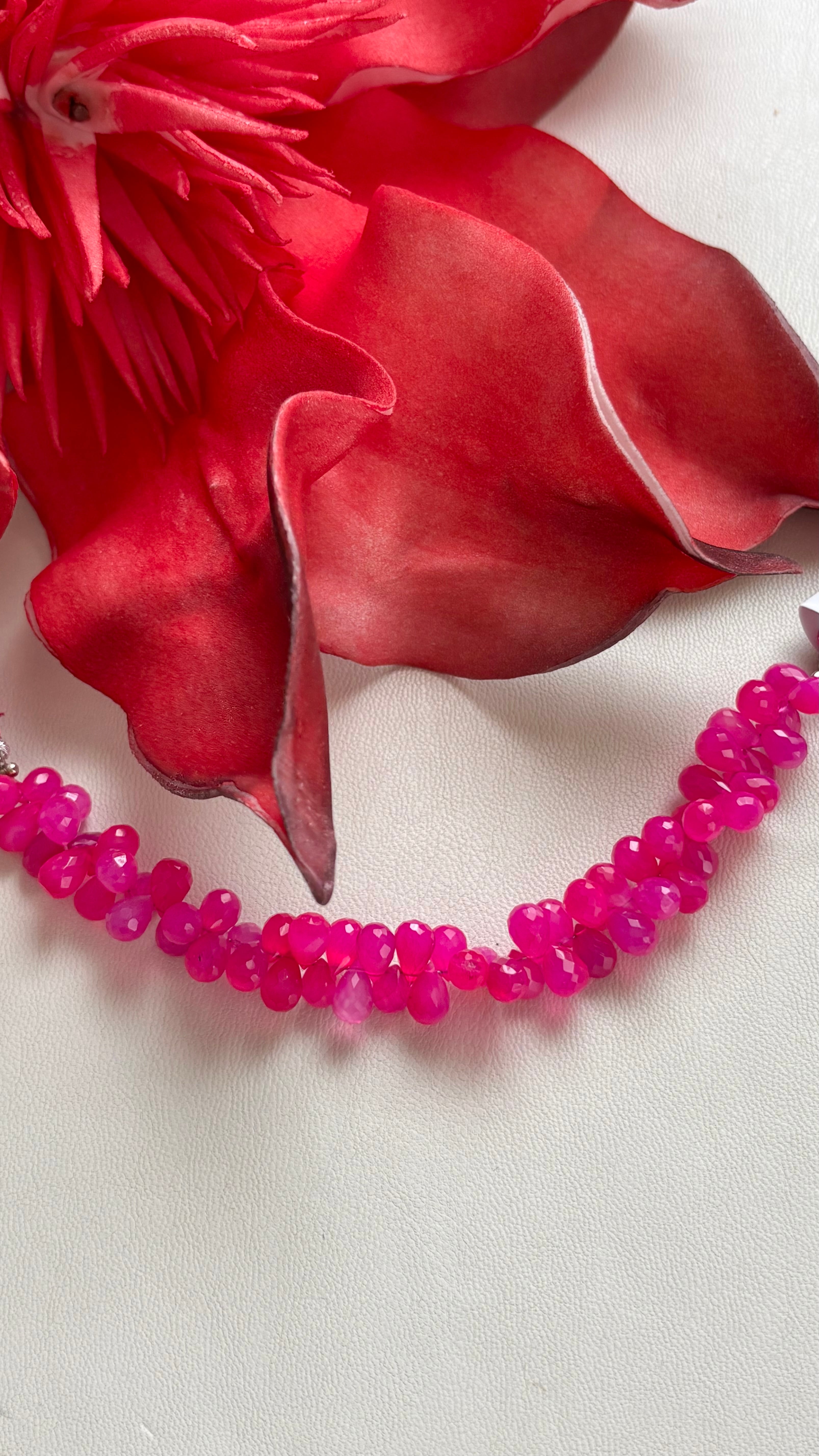 Pink Chalcedony Drop Facet Cut / ピンクカルセドニー ドロップファセットカット