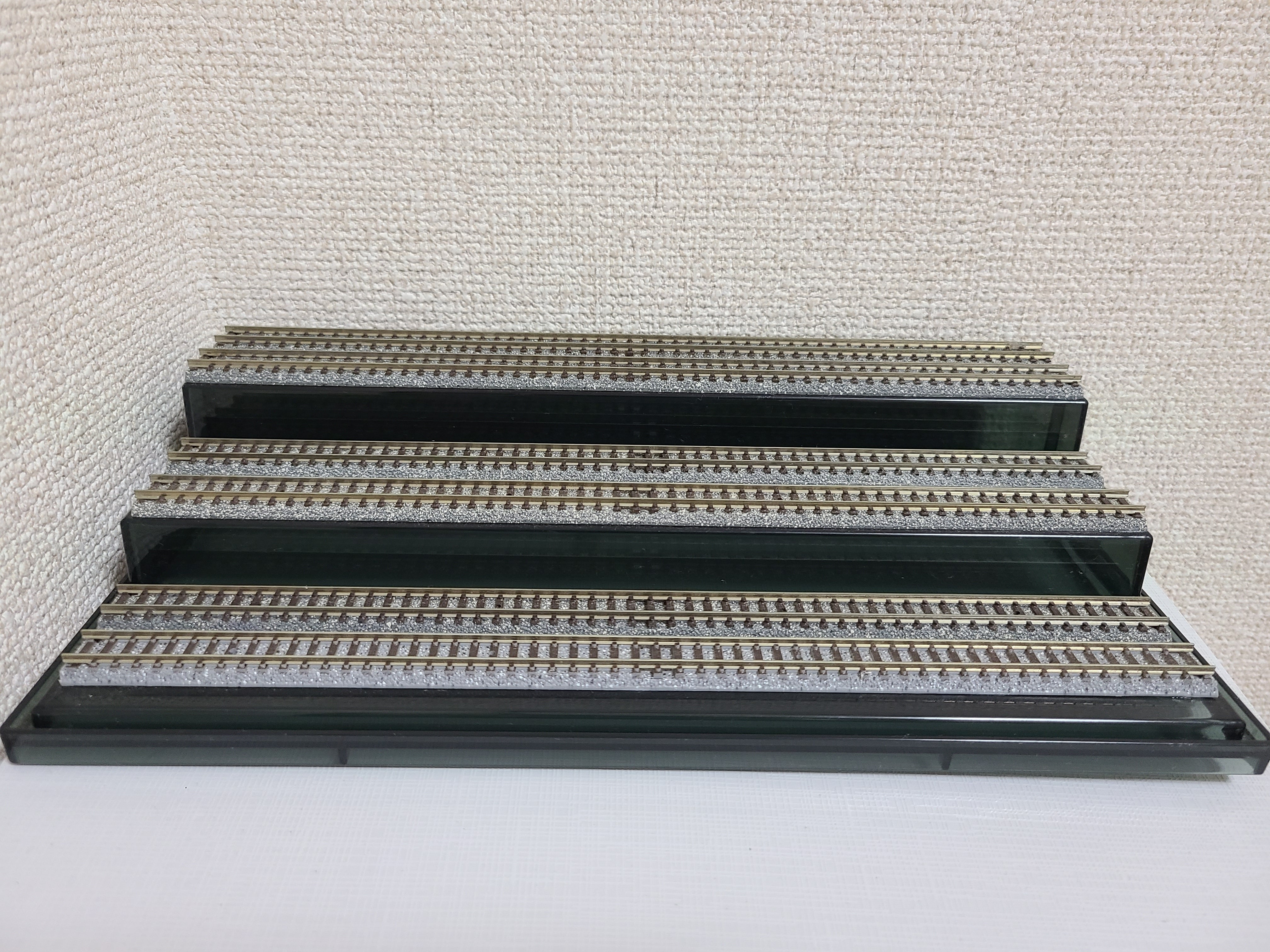 Nゲージ鉄道模型鑑賞ケース | JRS鉄道模型・記念きっぷ専門店