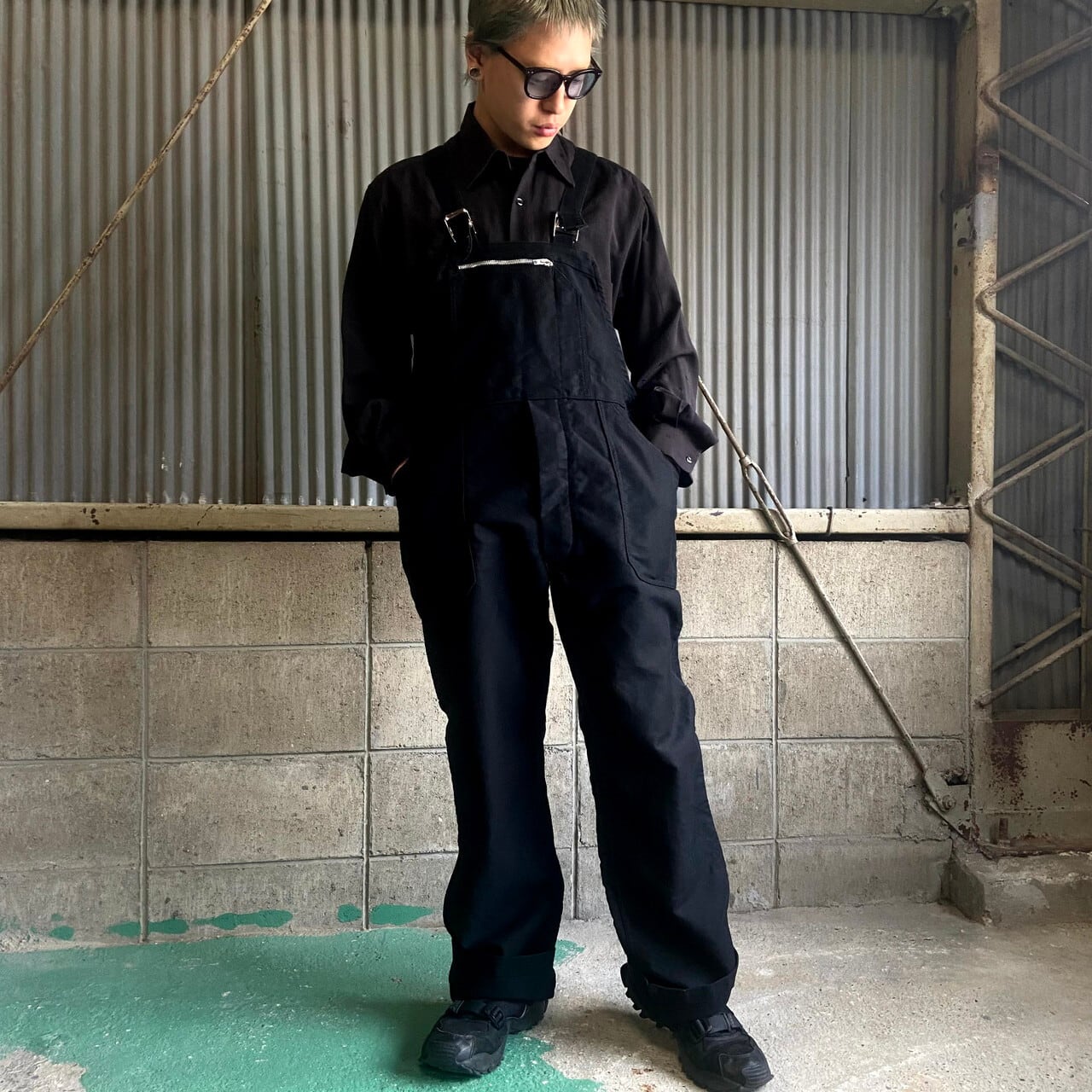 美品 50年代 フランス製 Bgs ブラック モールスキン フレンチワーク オーバーオール メンズw44 古着 ユーロワーク 50s ビンテージ ヴィンテージ サロペット 黒 オーバーオール Al2110 Cave 古着屋 公式 古着通販サイト 30 Off Sale開催中