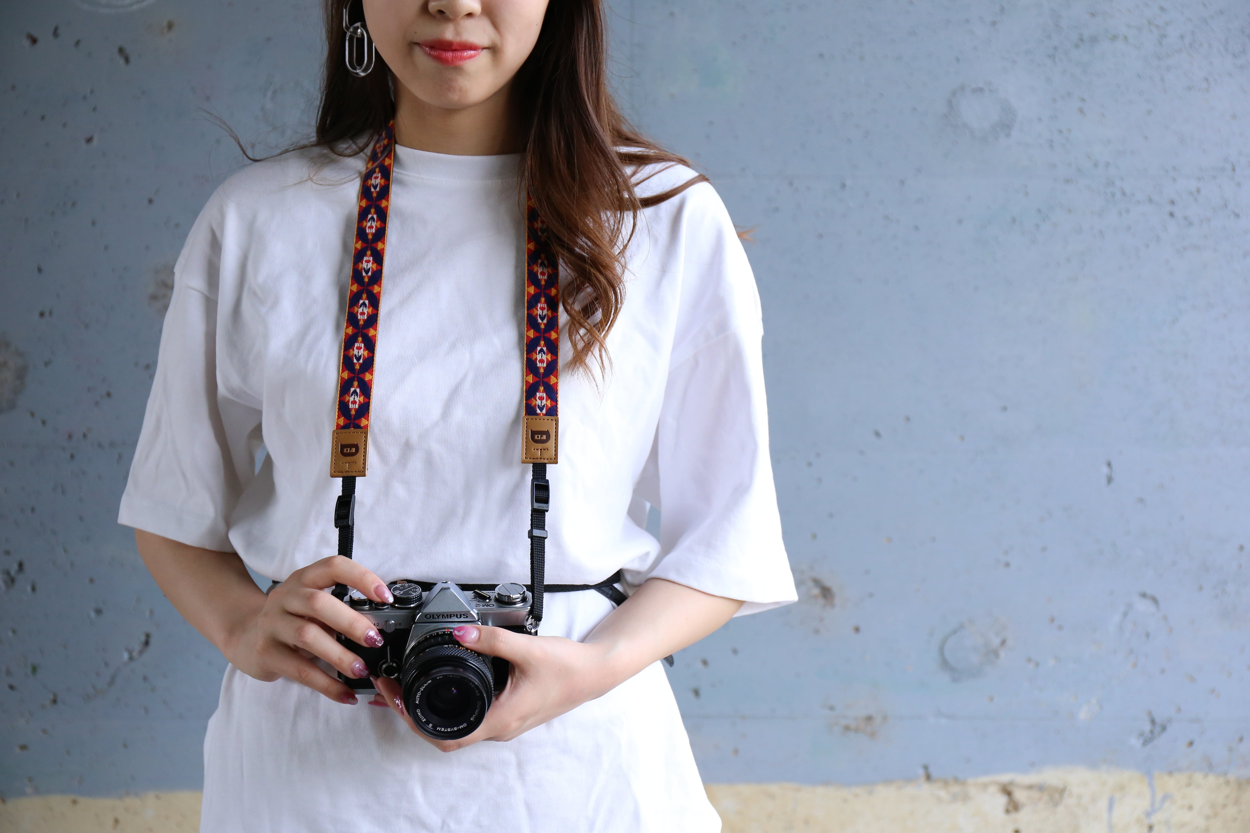 全3色 チューリップ柄 オリボンカメラストラップ | レピヤンリボン