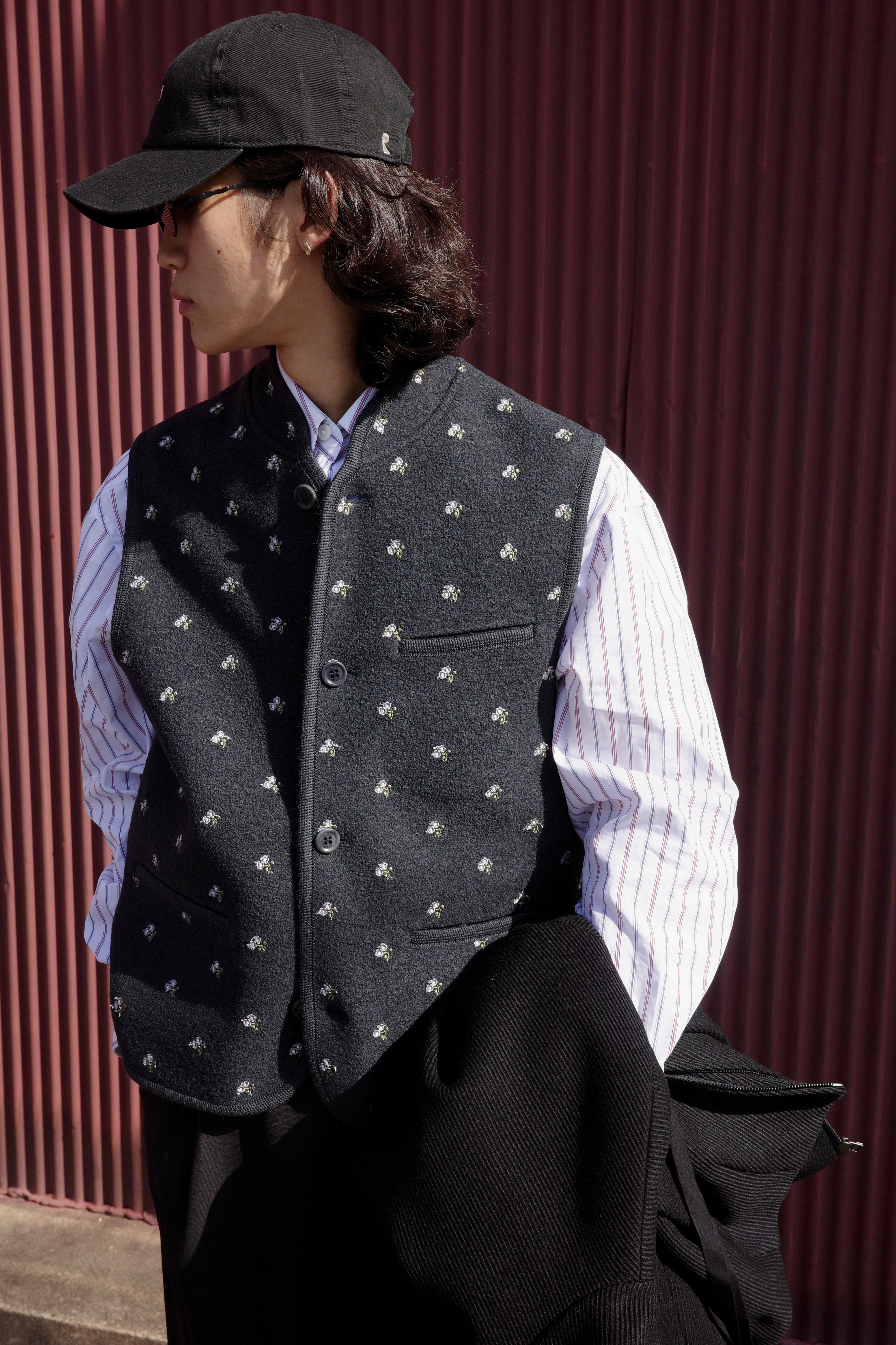 RIER【WALKER GILET -PLOMBE FLOWERS DENSE- 】 | lloomm