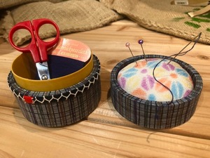 アイヌ刺繍　針刺し小物入れ（小）