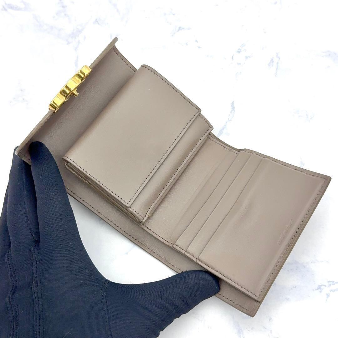 CELINE セリーヌ トリオンフ スモールフラップウォレット 折財布