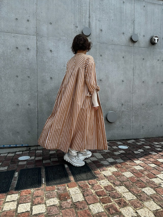 Tuck pleats stripe shirt dress