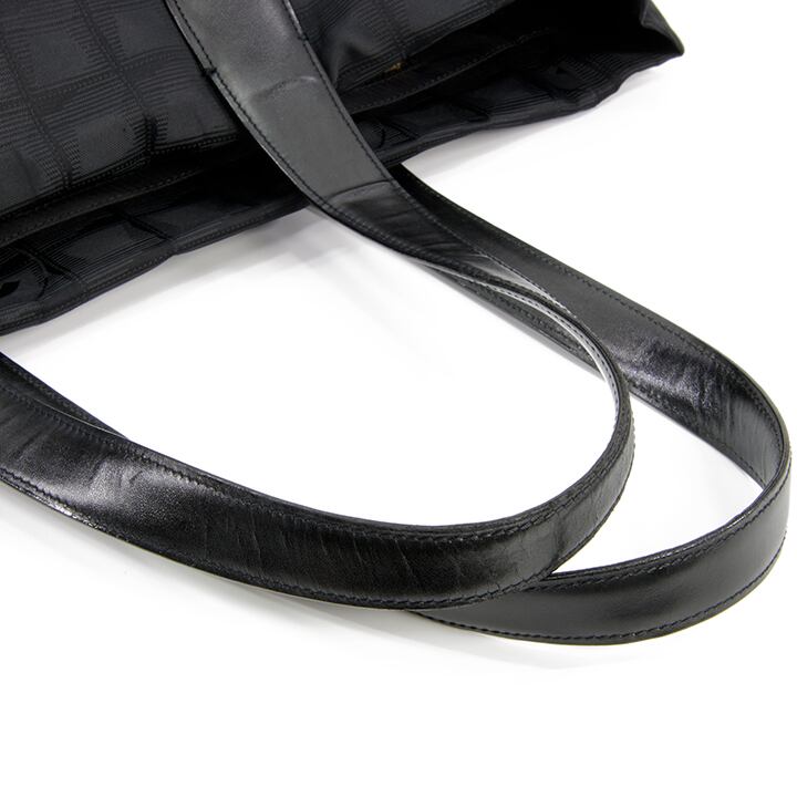 本物・送料無料・良品】CHANEL・シャネル・トートバッグ(ニュー