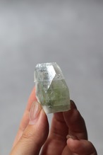 グリーンアポフィライト 「川のせせらぎ」Green Apophyllite ◇ 天然石・鉱物・パワーストーン・原石 | st00380