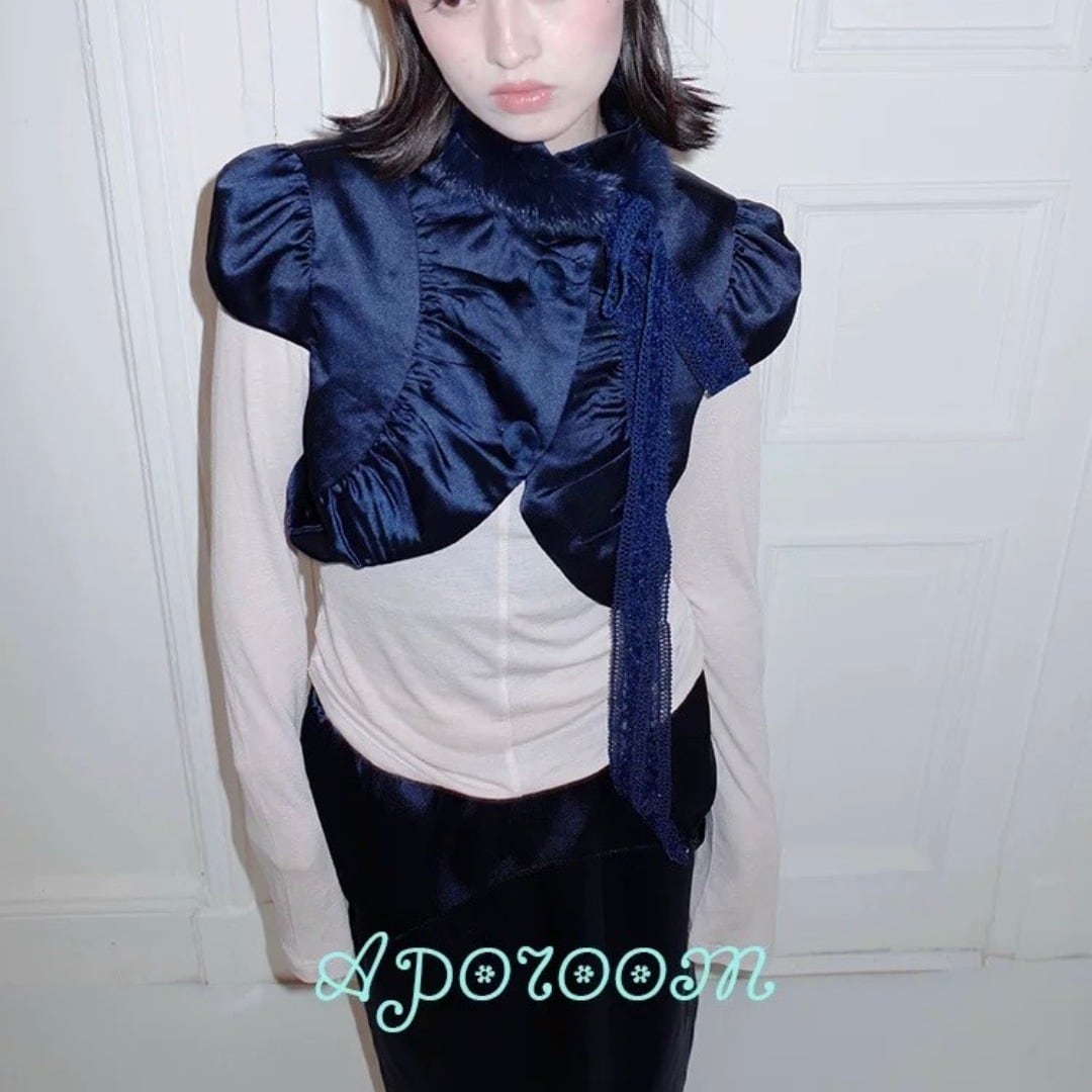 aporoomofficial サテン パフスリーブ ギャザー ブラウス フリル
