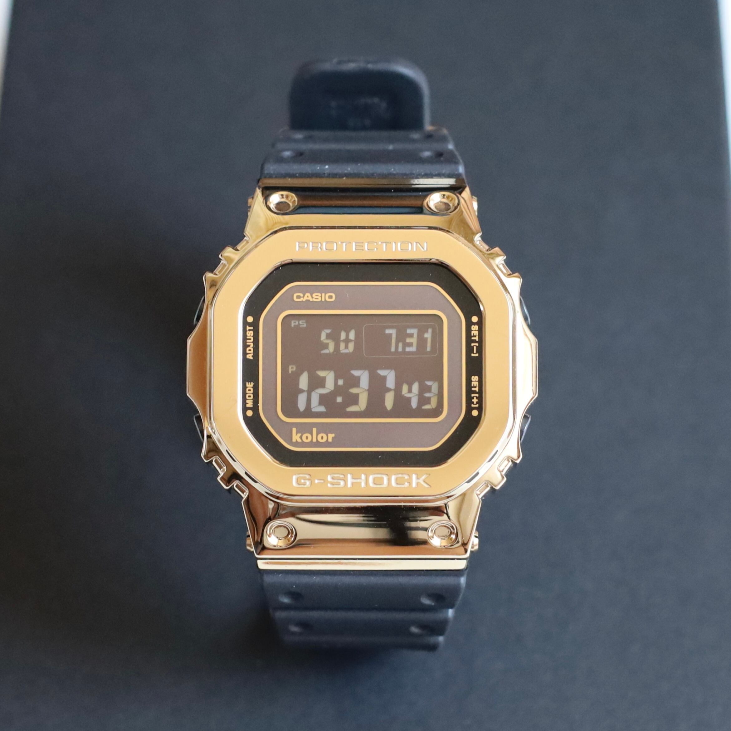 世界700本限定モデル 35周年記念 G-SHOCK by kolor GMW-B5000KL-9JR