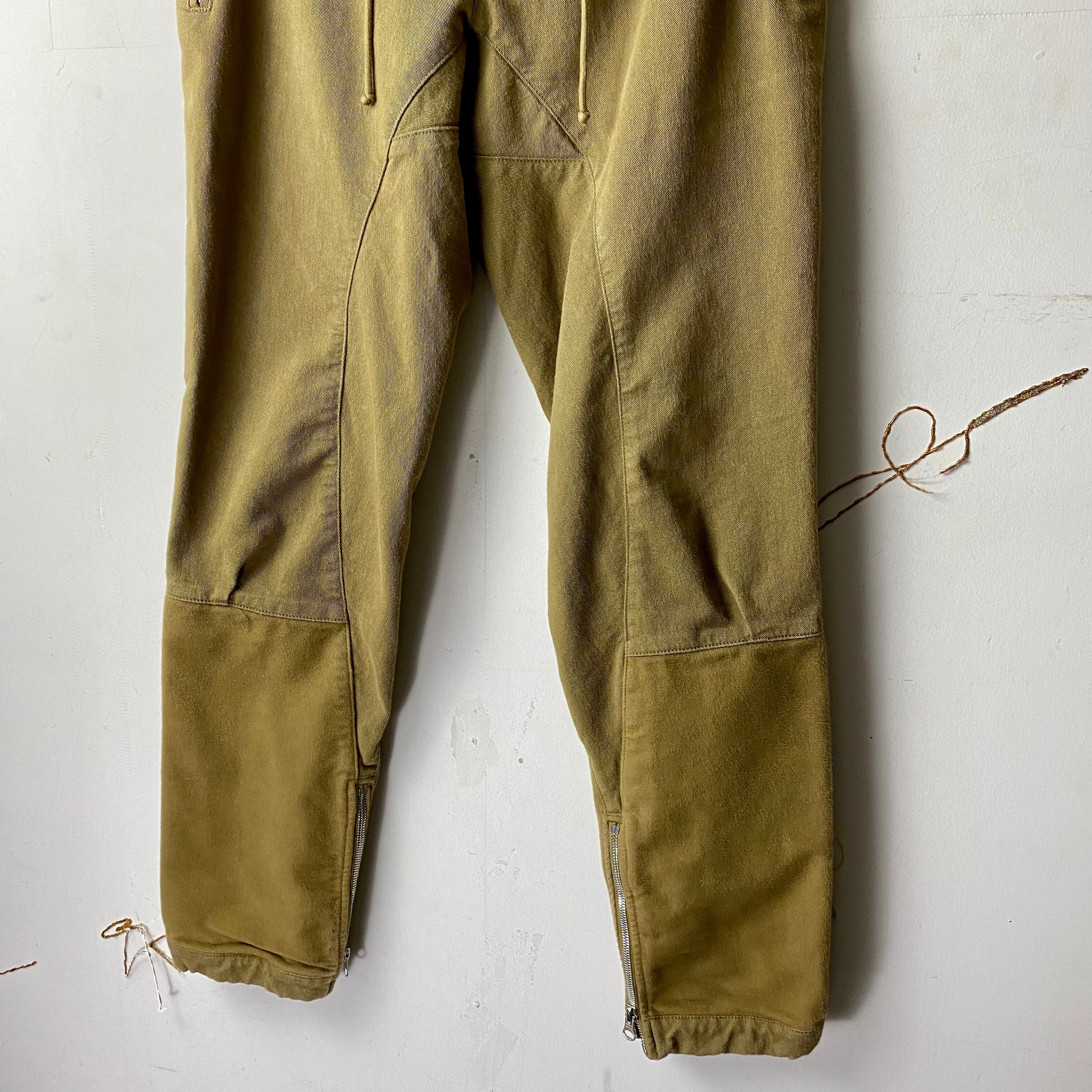 STONE ISLAND jogger pants | NOIR ONLINE