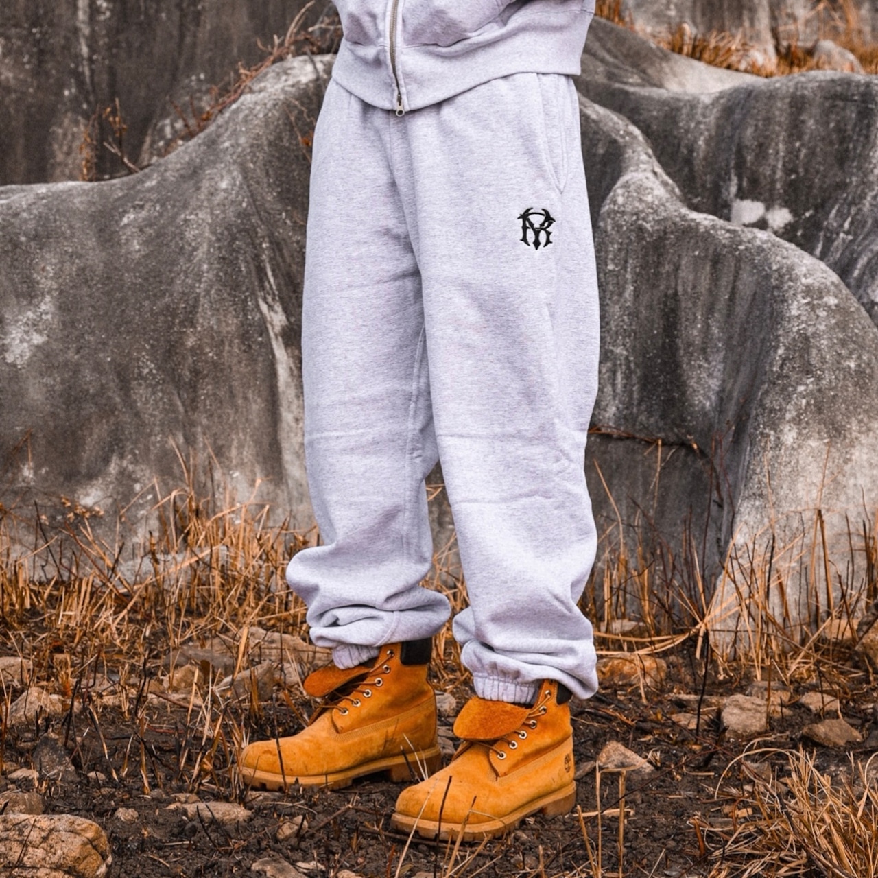 MONOGRAM LOGO HEAVYWIGHT SWEAT PANTS