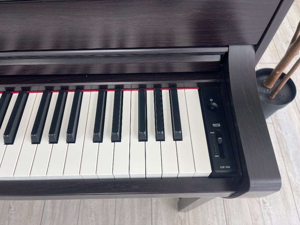 ★82299【電子ピアノ】YAMAHA　CLP745R　22年製 ☆82299【電子ピアノ】YAMAHA CLP745R 22年製 | リユース専門店エプコ