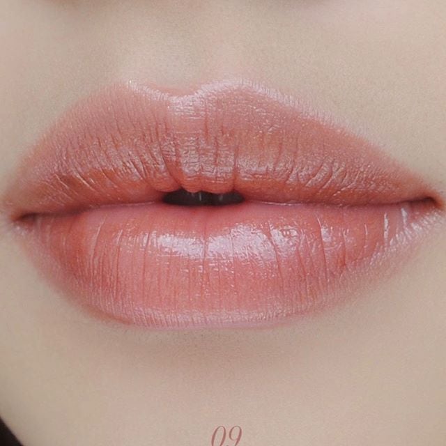 FENTY BEAUTY】SLIP SHINE SHEER SHINY LIPSTICK BUBBLERUM