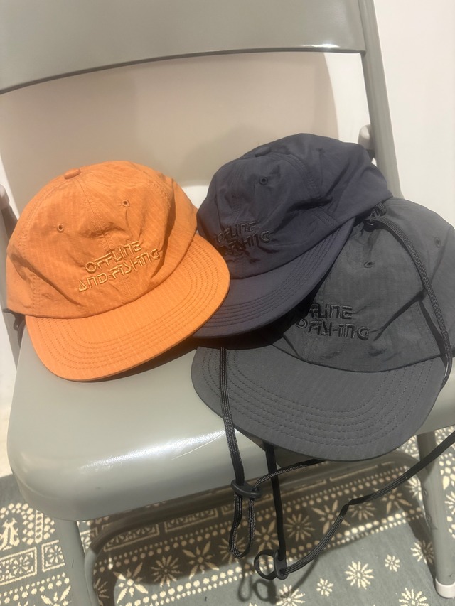 The garbage : SOFT BRIM 6 PANEL CAP w chin strap (OFF LINE) GB26FW-001 C/# BLACK, ORANGE , CHARCOAL
