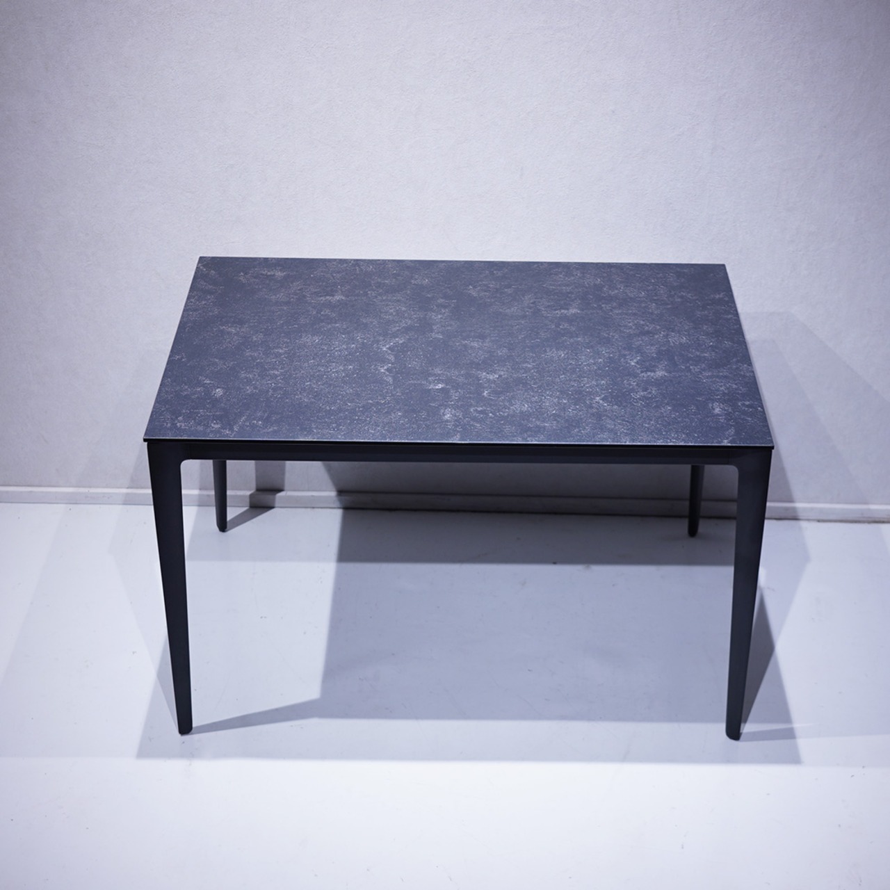 BoConcept TORINO TABLE / 北欧 デンマーク 名作 デザイナーズ テーブル ボーコンセプト トリノ セラミックトップ ダイニングテーブル