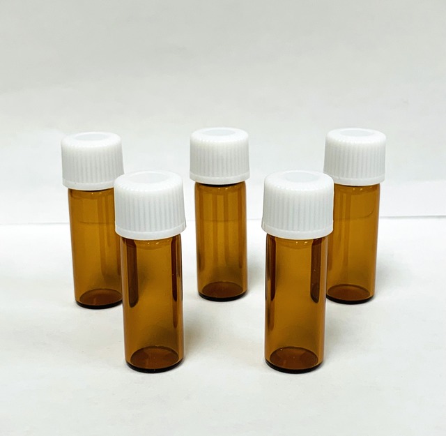 スクリュー管ガラス容器（茶/2ml）5本セット