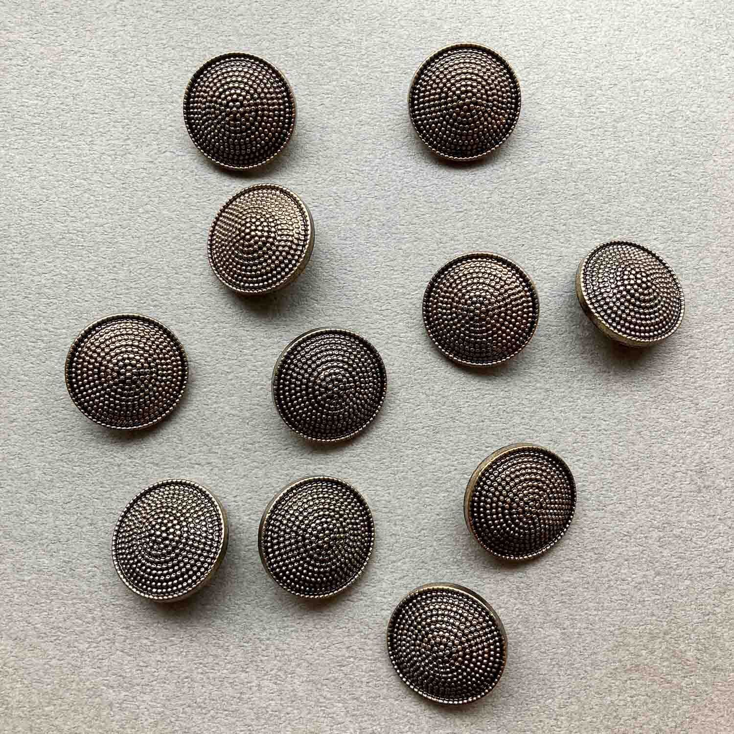 ◆希少 美品 1920年頃(大正時代)！円柱鉄製ボタン(釦)の金型『丹』大小二つ つぶつぶ模様ボタン（23mm） | Dua-アクセサリーパーツショップ